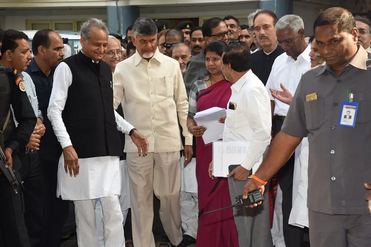 In Visceral Modi Hatred, Opposition Is Willing To Destroy The Credibility Of Election Commission