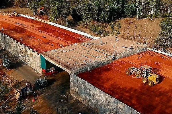 Ongoing work on Mumbai-Goa coastal highway (Pic by @sahil11p/Twitter)