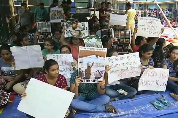 Bengal Doctors’ Stir: Anger And Outrage Overcome Fear Of Trinamool Bullying