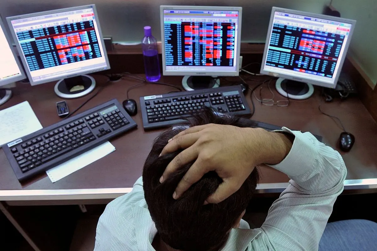 Make The World Trade Again: Amid Global Slowdown, India Needs To Get Its Cards Right