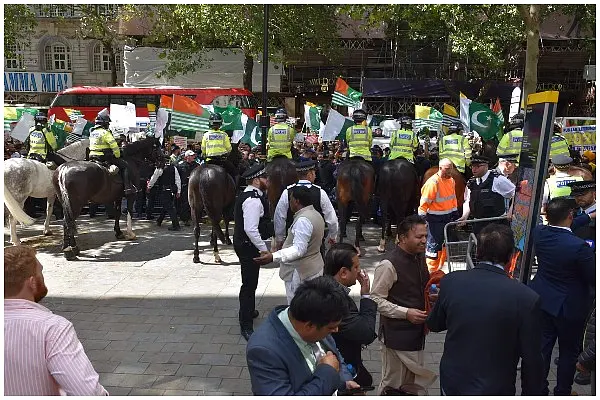 Eye-Witness Account: Defending The Indian High Commission In ‘Londonistan’ On 15 August