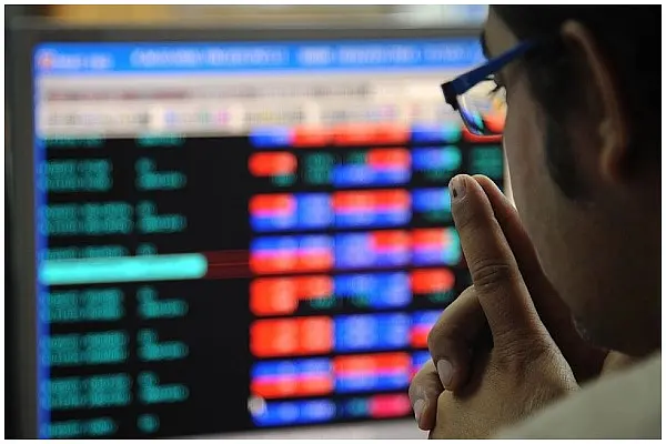 Economic Pessimism Is Going Too Far; Investors Need To Sit Tight, Not Panic On Sensex Tumble