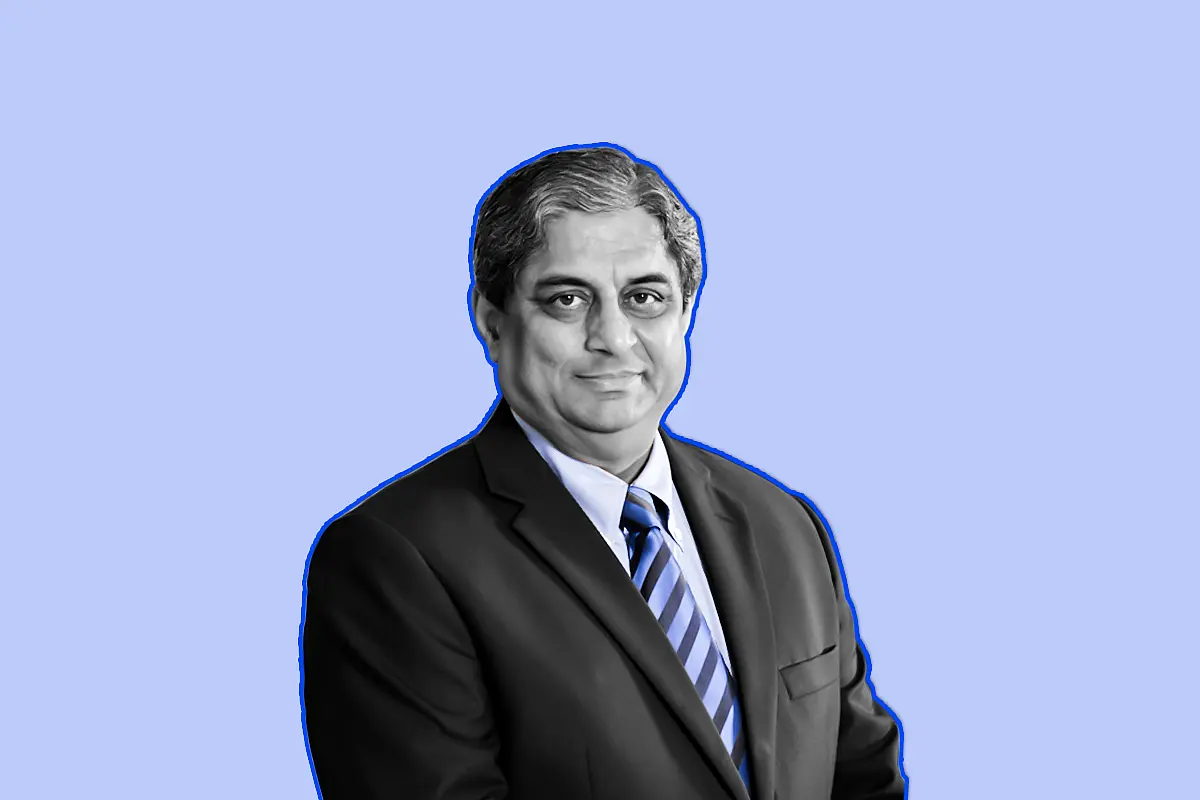 How HDFC Bank’s Aditya Puri Overcame The Challenge of Innovator’s Dilemma