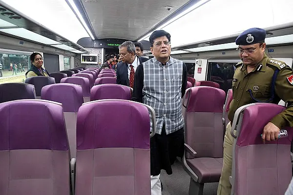 Integral Coach Factory Chennai Makes Record By Manufacturing 3,000 Coaches In Just 215 Days In 2019-20