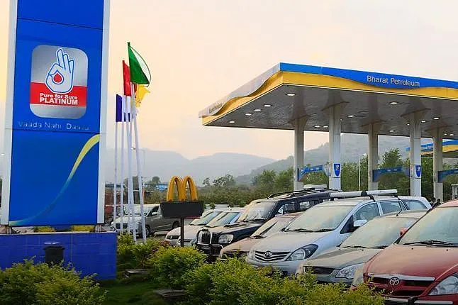 BPCL Bets Big On EV Charging Infrastructure, To Set Up 7,000 Charging Stations Across The Country