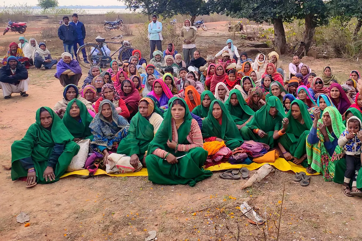 Persisters Of Purvanchal: How A Sari And Sohar Songs Became Weapons For These Women In Their Fight Against Domestic Violence And Alcoholism
