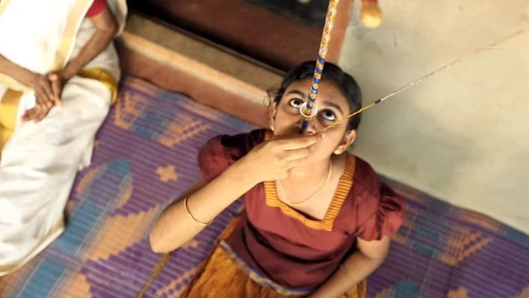 The Story Of Padma Awardee Moozhikkal Pankajakshi Who Inherited The Puppet Art ‘Nokkuvidya Pavakkali’ And Kept It Alive