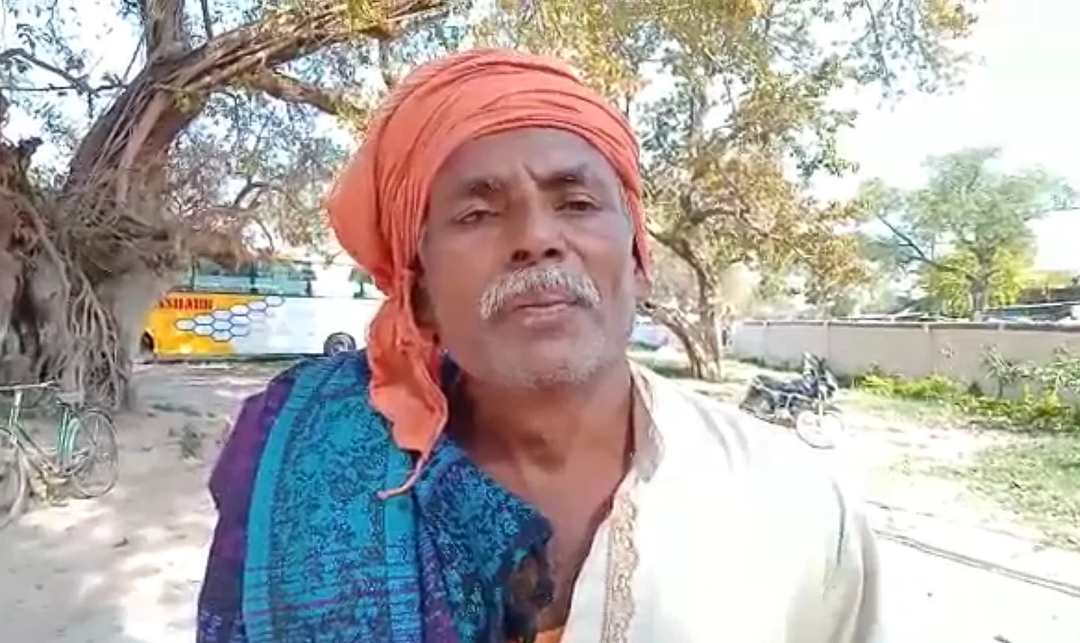Lakhichand Yadav. 