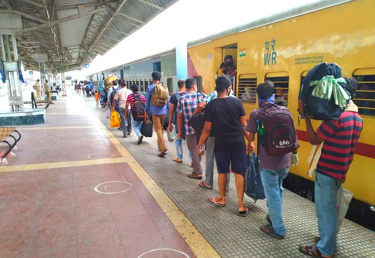 Despite Operational Challenges, 3,543 Shramik Specials Chug Along Amid Coronavirus Crisis
