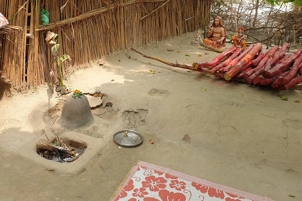 Hate On Islamabad Temple Shows Why Pakistani Hindu Refugees Fear To Practice Their Faith Even In India