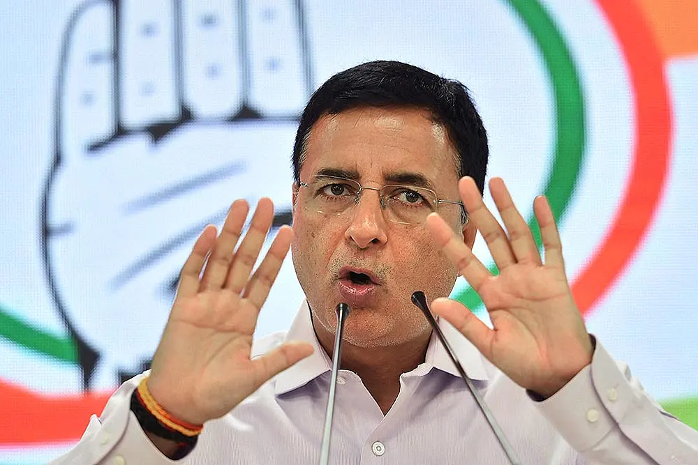 Congress Central Leadership Takes Control of Bihar Poll Campaign, Leaves State Leaders Sullen