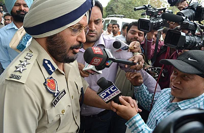  Punjab DIG  Lakhwinder  Jakhar, Under Suspension Over Corruption Charges, Resigns In ‘Support’ Of Farmers’ Protest  