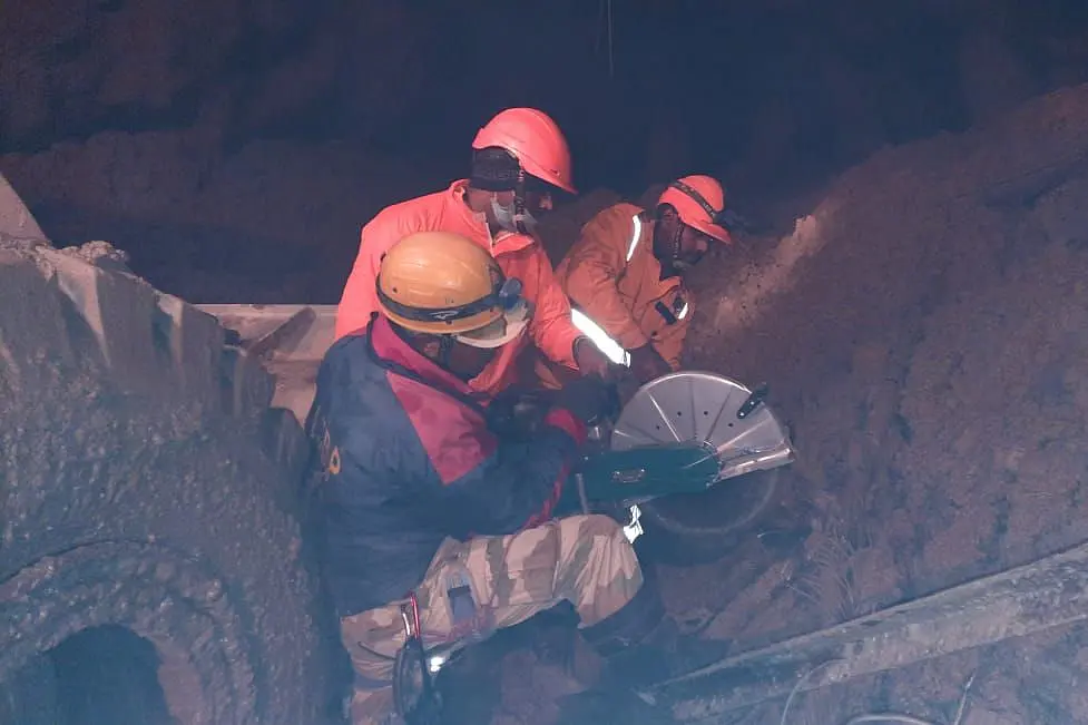 Chamoli Tragedy: Rescue Teams To Also Look At Area Outside Tunnel For Fallen Workers Even As Hope Dwindles For Those Trapped Inside