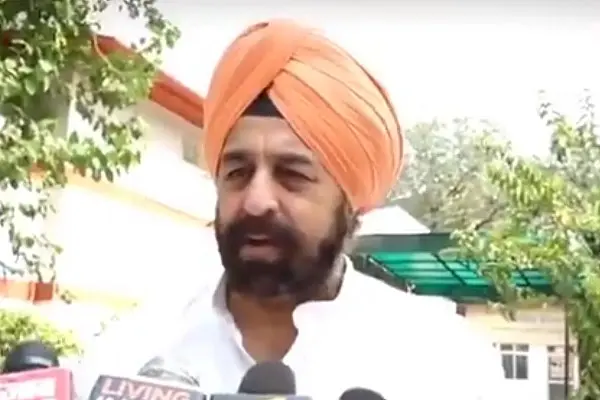 Sikh Leaders Meet MoS Home G Kishan Reddy Over Forcible Religious Conversion Of Sikh Girls In J&K