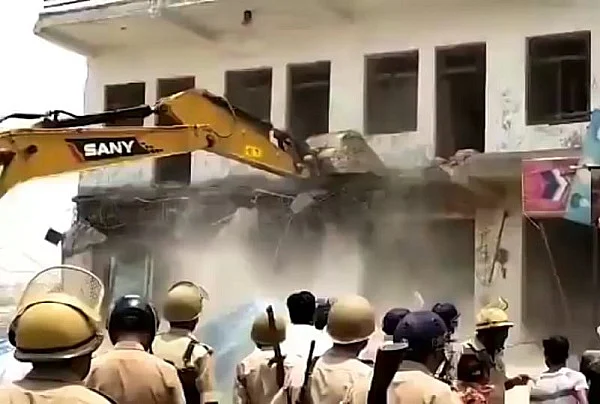 Uttar Pradesh: Yogi Administration Demolishes Illegal Properties Of Samajwadi Party Leaders In Etah