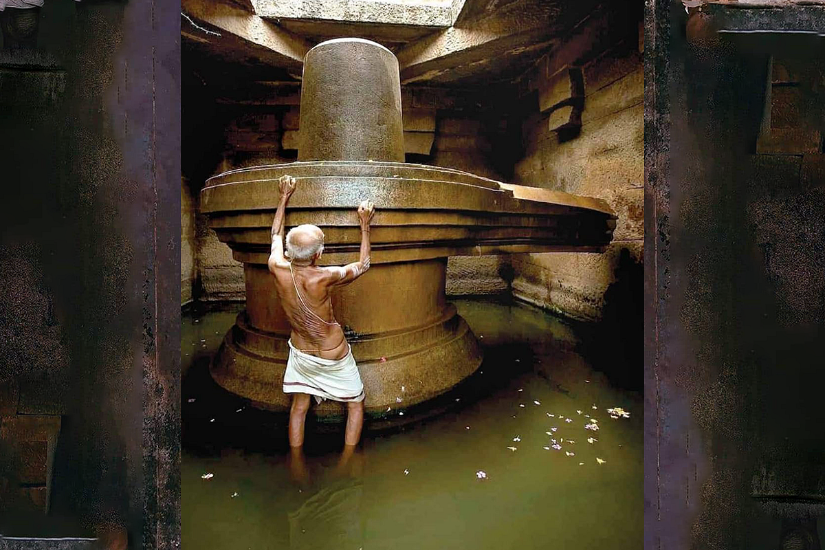 Krishna Bhat at the Badavi Linga (Photo: Raghava K)