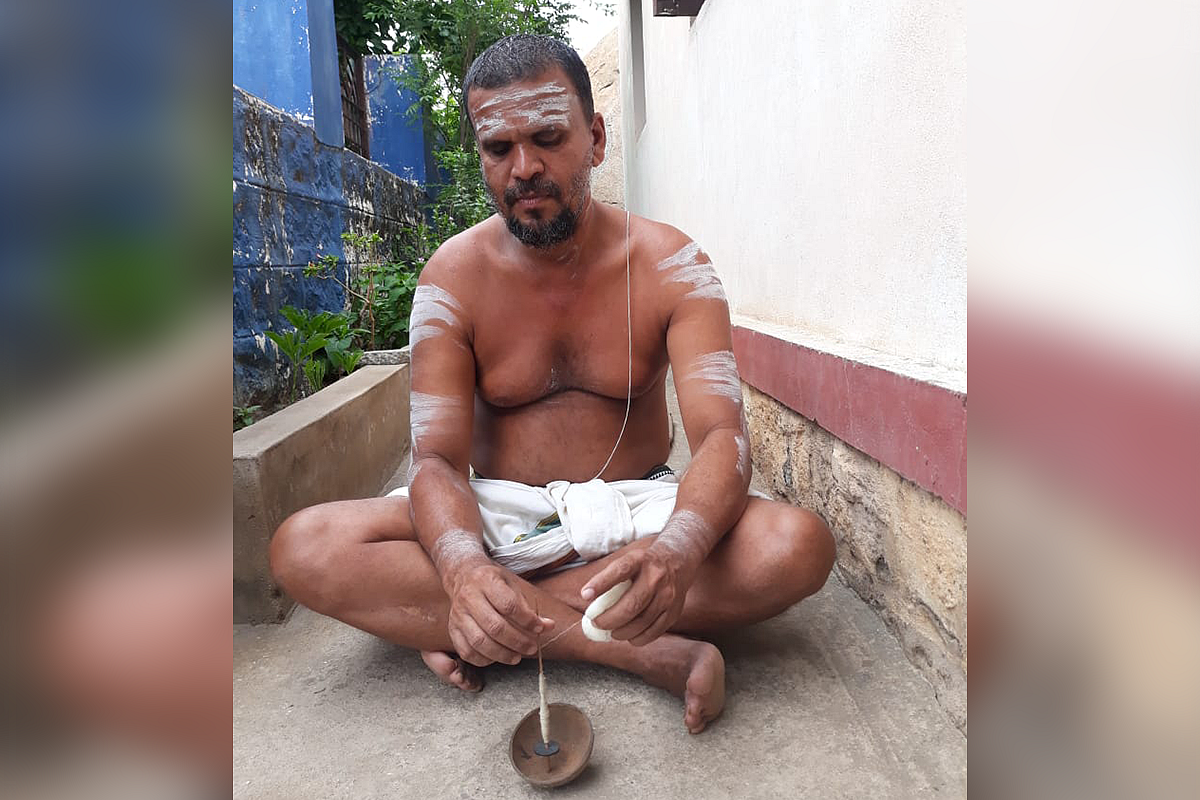 Raghava, the son of Krishna Bhat, is now performing the poojas.