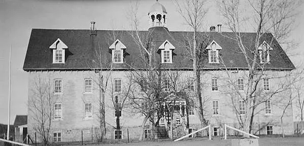 Canada: Unmarked Graves Of 751 Indigenous Children Discovered At The Site Of A Residential School Operated By Catholic Church