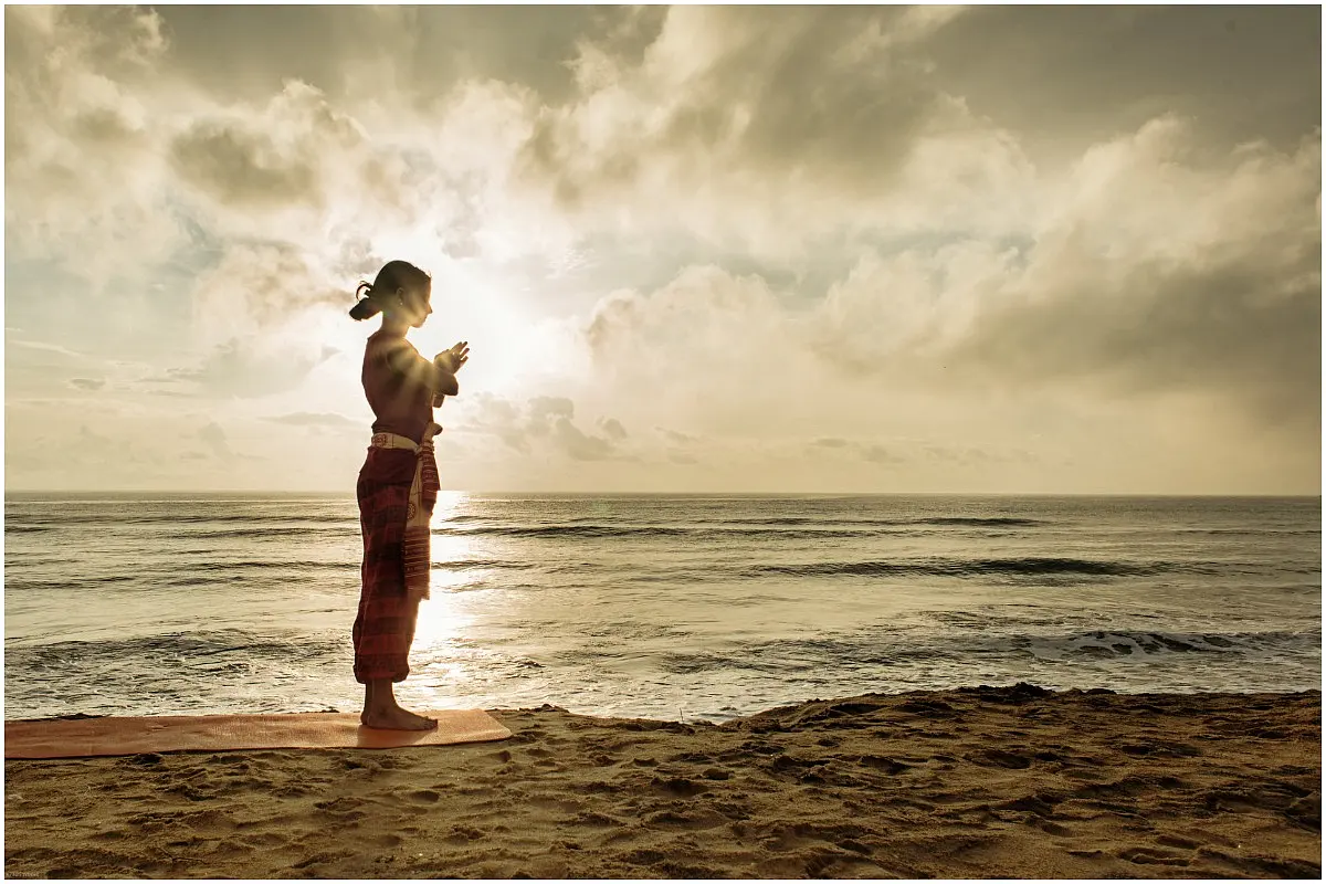 The Science Of Waking Up Early: Why Early Morning Light Is Good For The Mind
