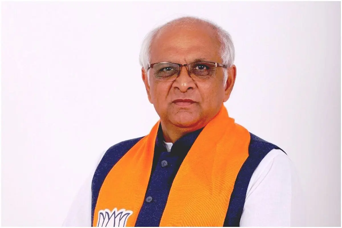 Guj Govt Slashes VAT On Petrol, Diesel By Rs 7 per Litre After Centre's Excise Duty Cut