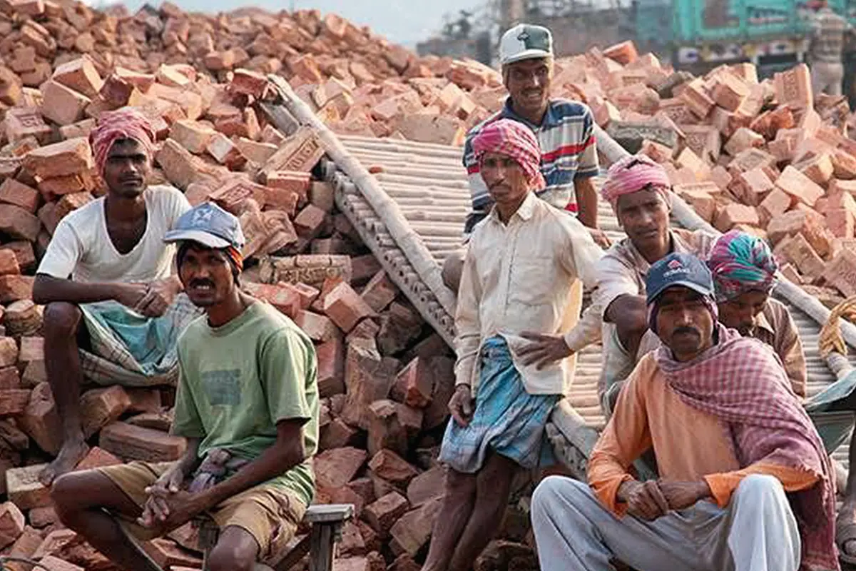 10 Crore And Counting: How e-SHRAM Portal Helps Government Identify And Help 'Grey Collar And Collarless' Workers