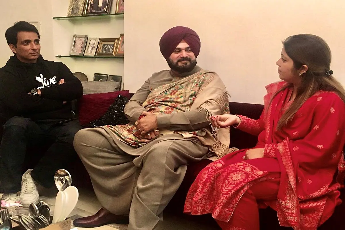Sonu Sood's Sister Malvika Sood Joins Congress, Set To Be Fielded As Party Candidate In Moga Assembly Seat Of Punjab