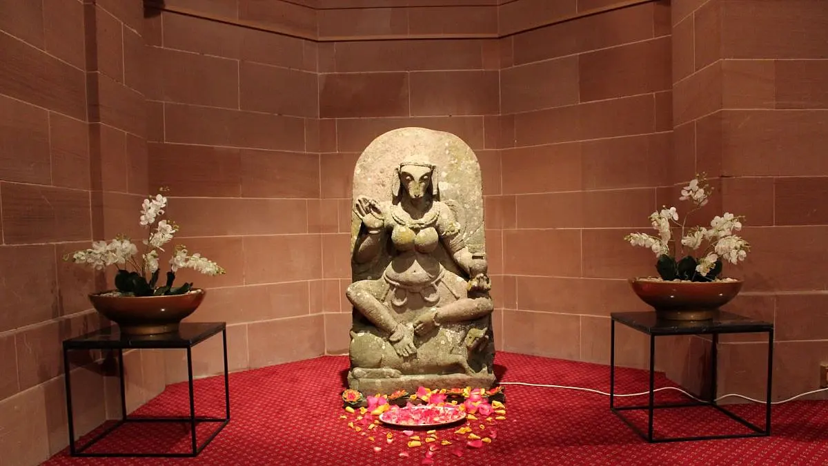 10th Century Murti From Lokhari Temple in Bundelkhand That Was 'Discovered' in England, Handed Back To India on Makar Sankranti