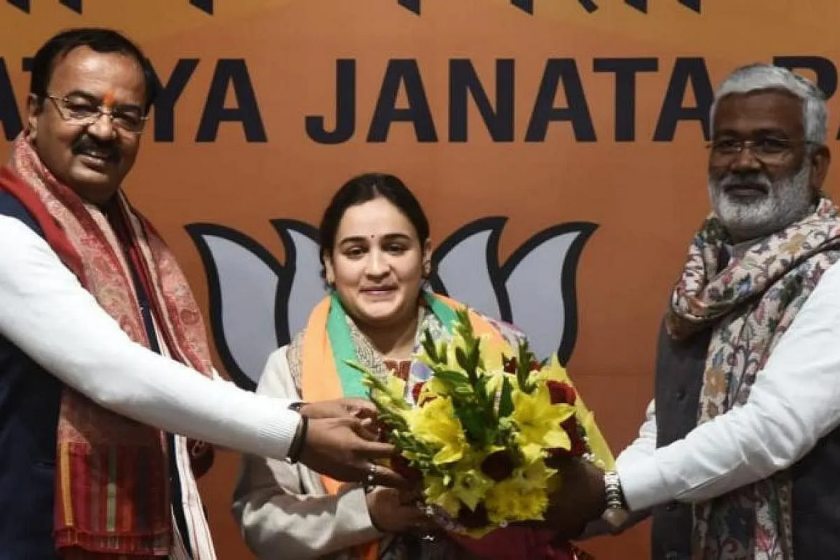 UP CM Yogi Adityanath Welcomes Aparna Yadav Into BJP Fold