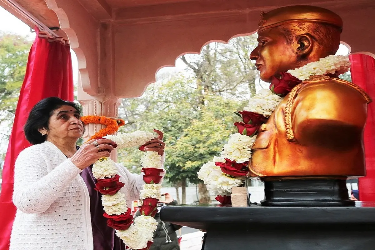 Kargil War Hero Captain Vikram Batra’s Bust Unveiled In Himachal’s Palampur
