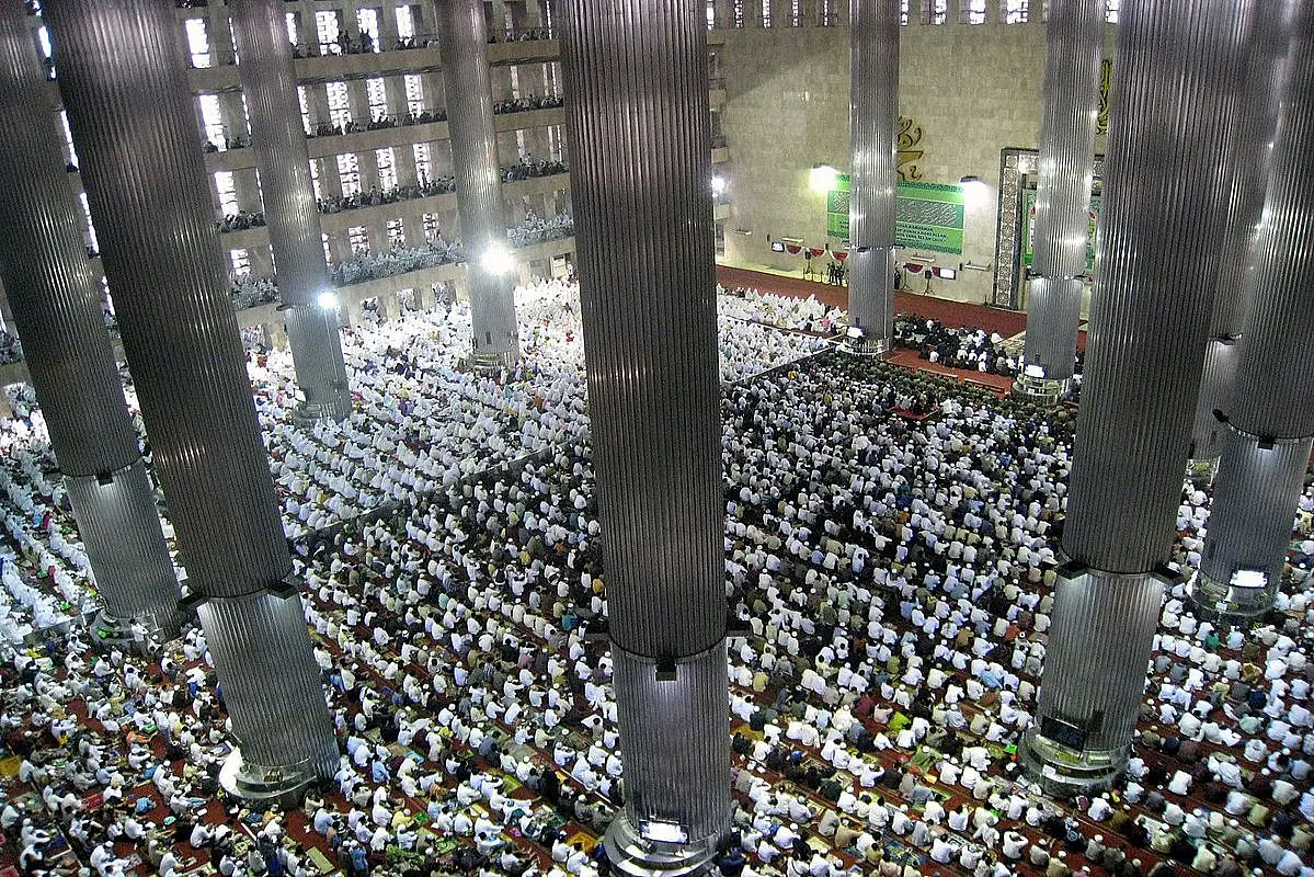 Indonesia Notifies New Rules Imposing Restrictions On Decibel Levels And Duration Of Loudspeakers In Mosques