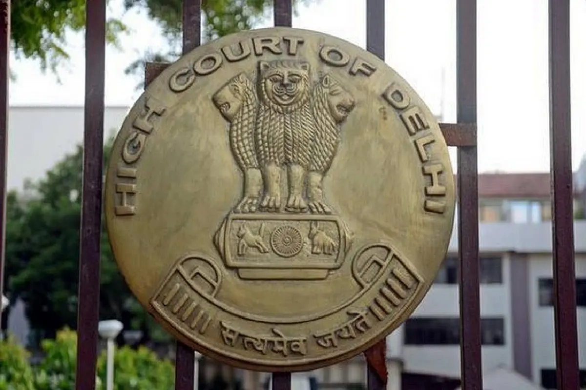 Delhi HC Strikes Down MEA's Office Memorandum Requiring Judges To Seek Political Clearance For Private Visits Abroad