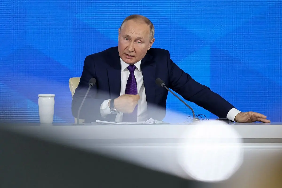 Putin Will End Up In Sanatorium And Ousted From Power By 2023, Ex- Chief Of British Intelligence Agency MI6