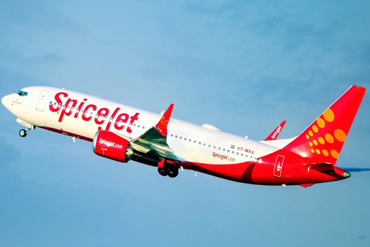 DGCA Bars 90 SpiceJet Pilots From Flying Boeing 737 Max Planes After Finding Them Improperly Trained