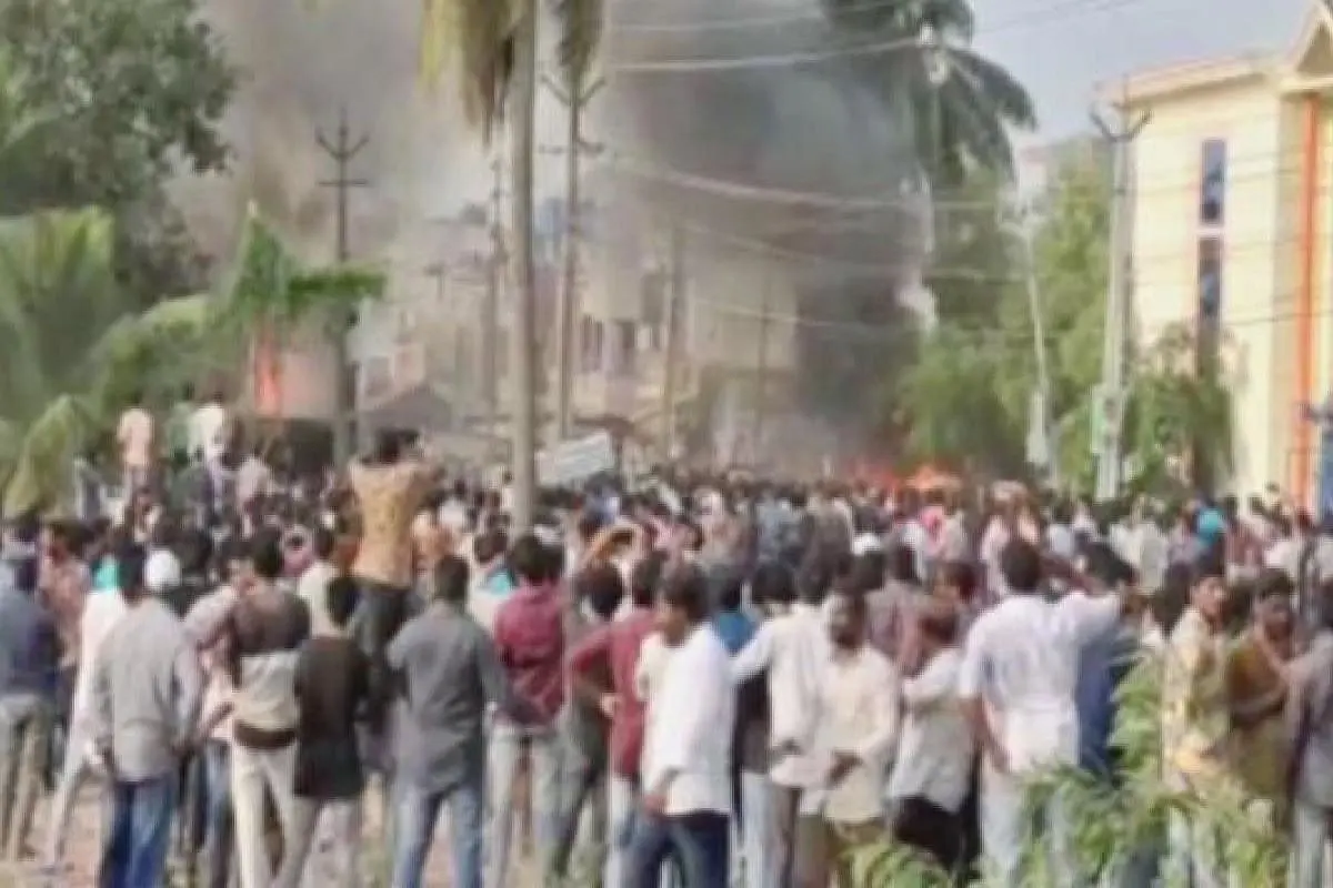 Andhra: Several Police Personnel Injured As Violent Protests Erupt Against Renaming Konaseema District After Dr B.R Ambedkar