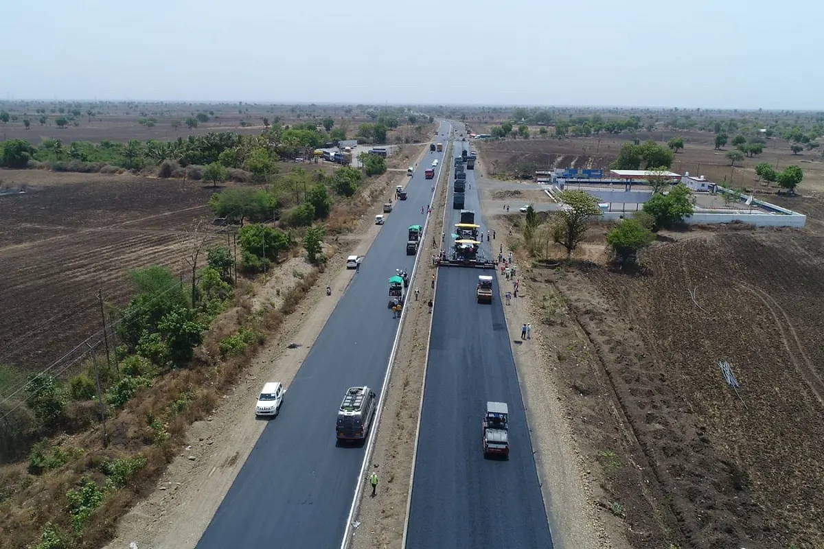 NHAI Creates World Record By Constructing 75 Km Single Lane Continuous Bituminous Concrete Road On Section Of NH-53