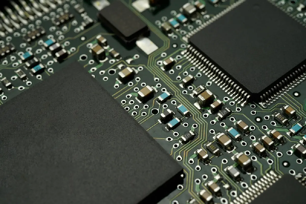 Analog Chip Market Grew 30 Per Cent In 2021, Greater Than Overall Chip Market: IC Insights