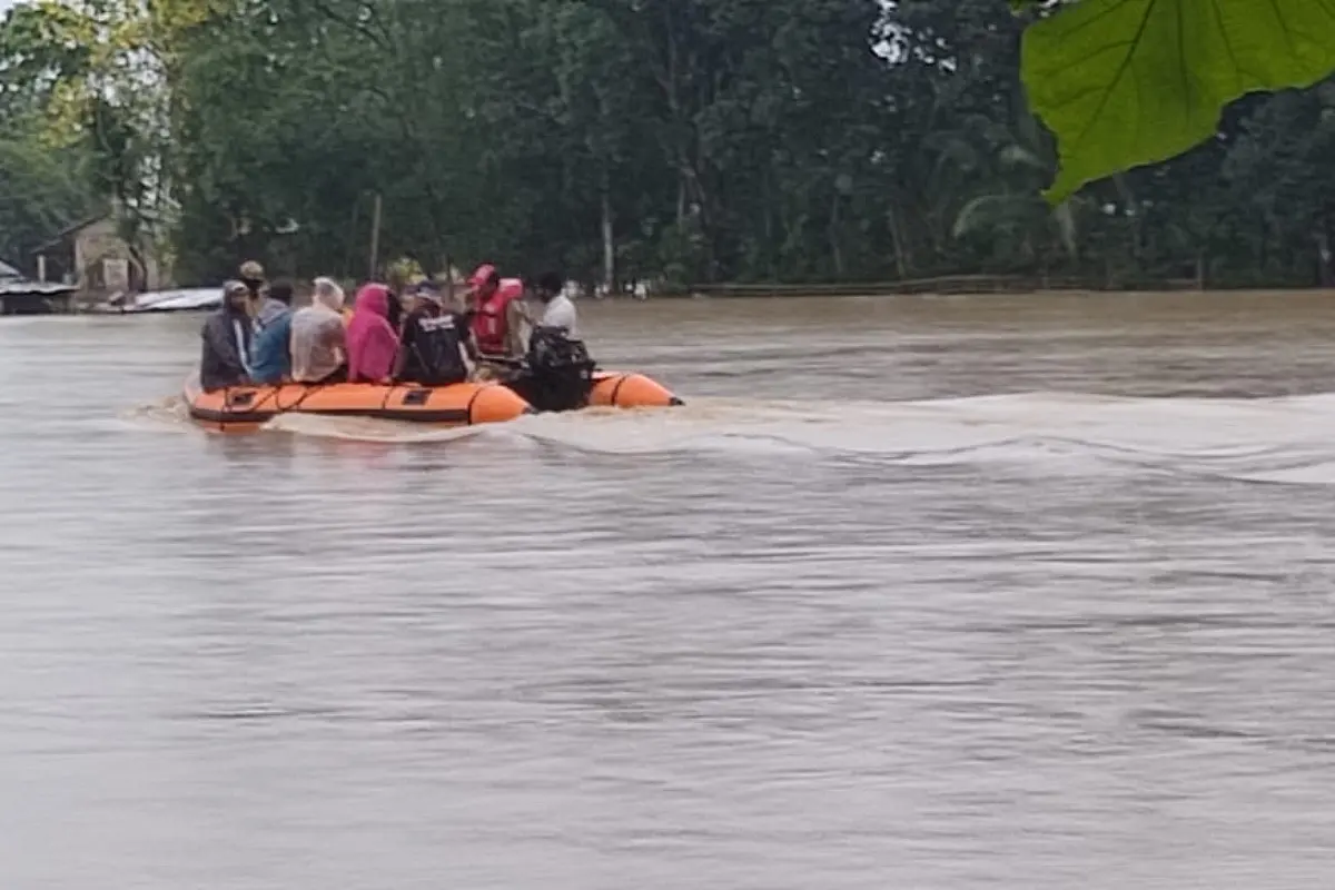 PM Modi Dials Assam CM Sarma To Take Stock Of Flood Situation In State; Assures All Possible Support From Centre