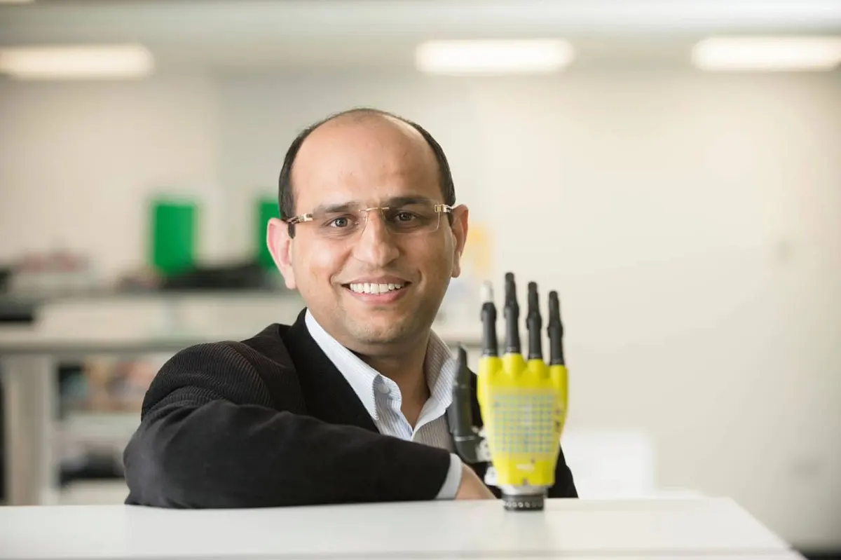 Glasgow University Team Led By India-born Ravinder Dahiya Develops 'Electronic Skin’ Capable Of ‘Feeling’ Pain
