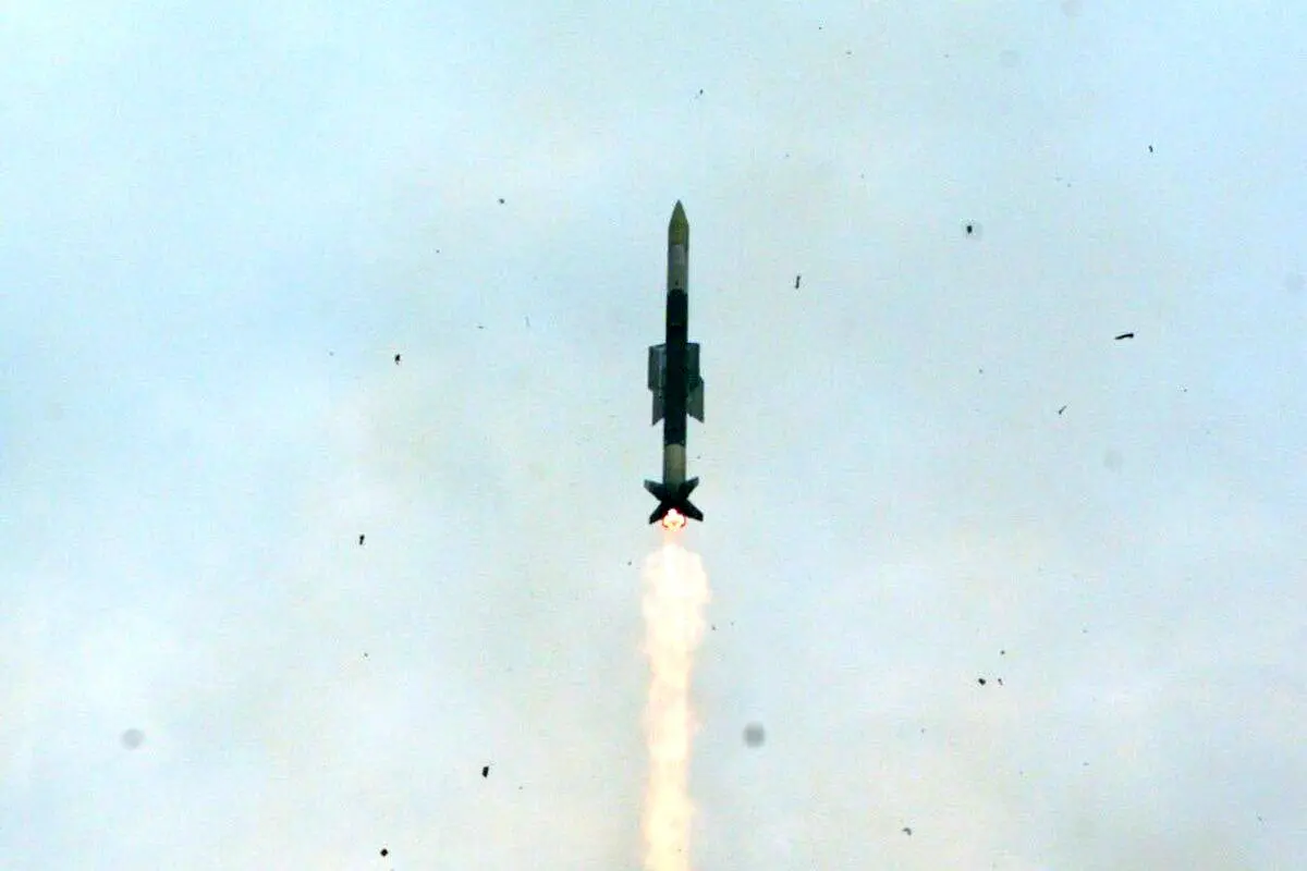 India Navy, DRDO Test Vertical Launch Short Range Surface-To-Air Missile Capable Of Destroying Sea-Skimming Targets