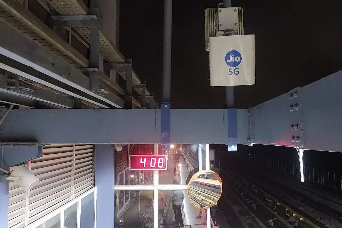 Bengaluru's Namma Metro Becomes India's First Metro Rail To Conduct 5G Trials