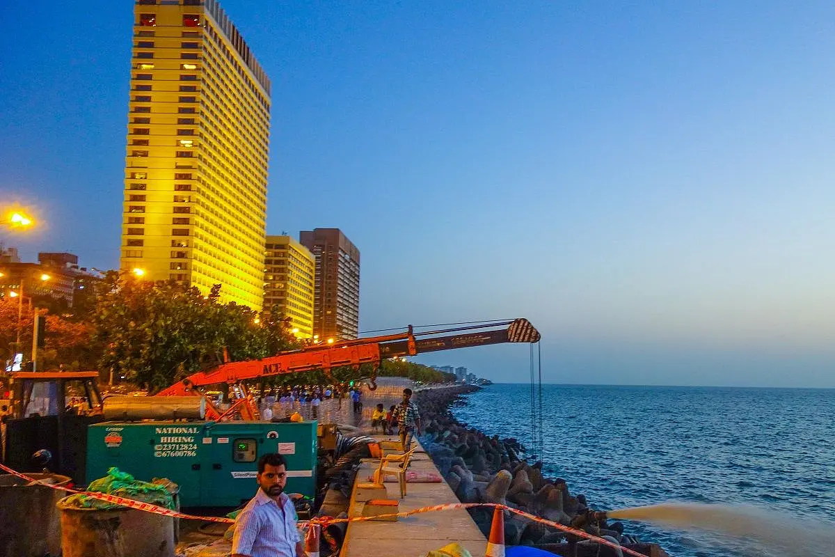 Plans Underway To Connect Mumbai's Nariman Point With Delhi - Mumbai Expressway: Nitin Gadkari