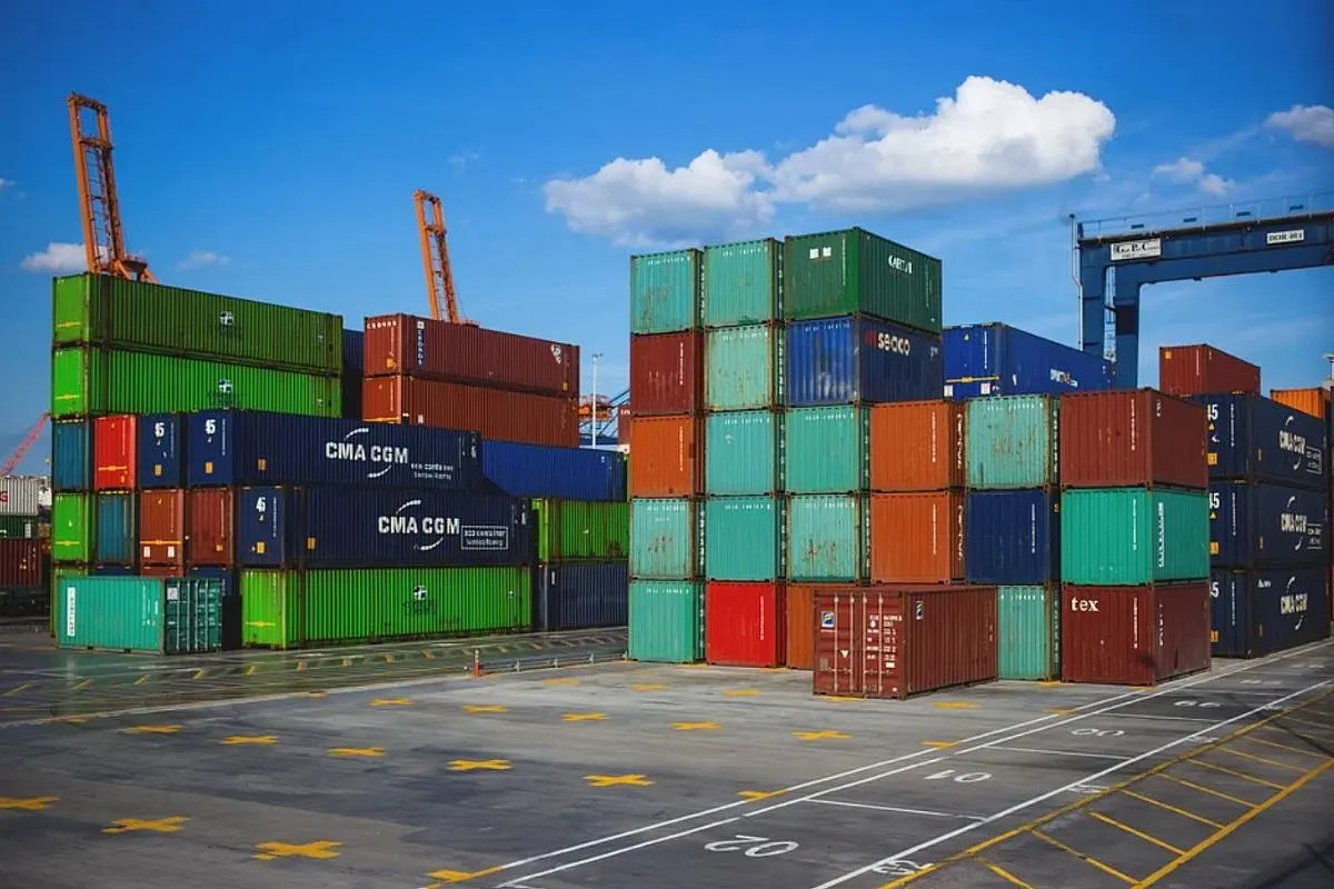 Make In India: Centre Holds Talks To Increase Container Production, Explores Possibility For PLI Scheme