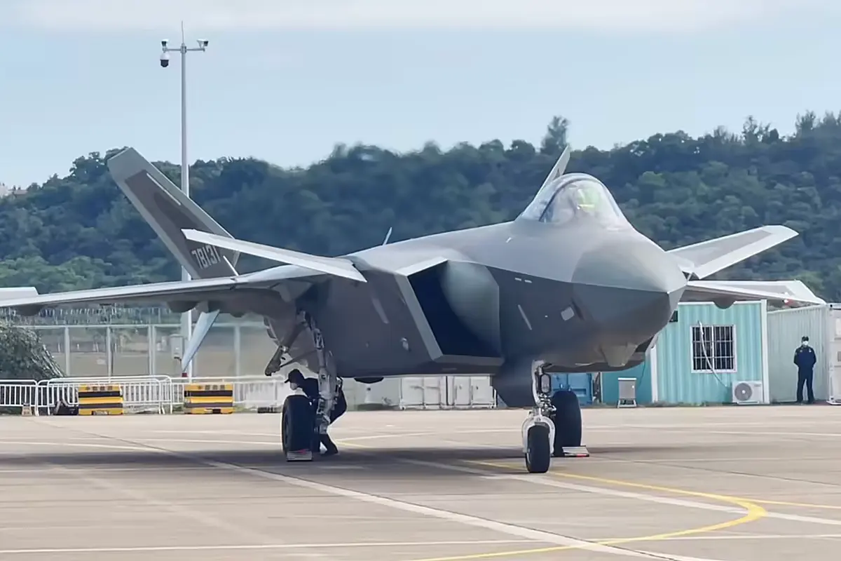 First Ever On-The-Ground Appearance Of China's J-20 Fifth-Gen Stealth Fighter Reveals Potential Development Issues