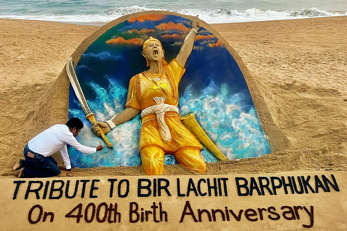 Sudarsan Pattnaik's sand art