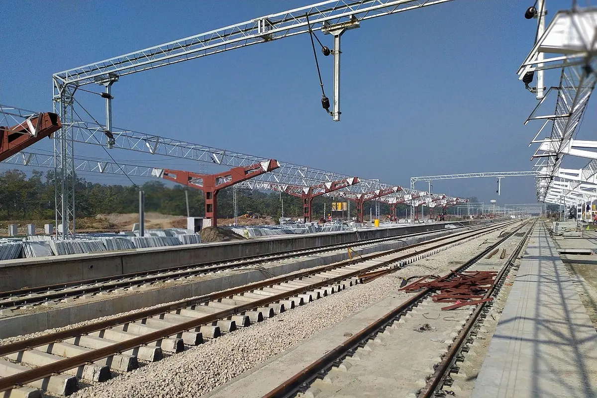 Indian Railways: 452 Projects Costing Rs 7.33 Lakh Crore At Various Stages Of Planning, Sanction And Execution