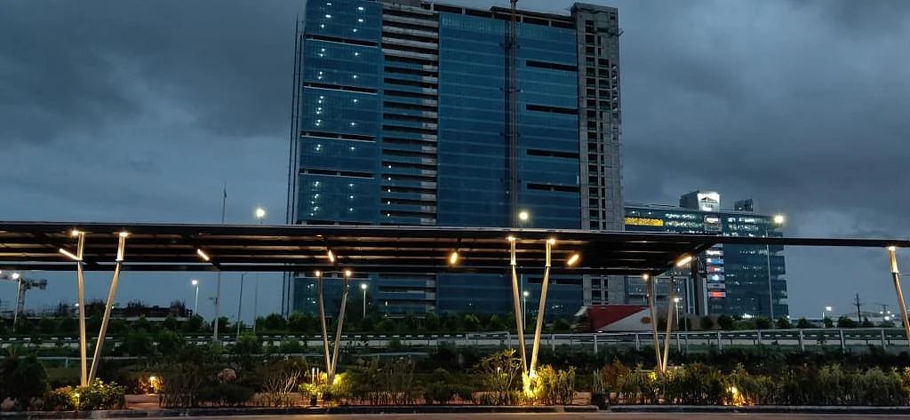 A completed stretch of the project at night (HGCL)