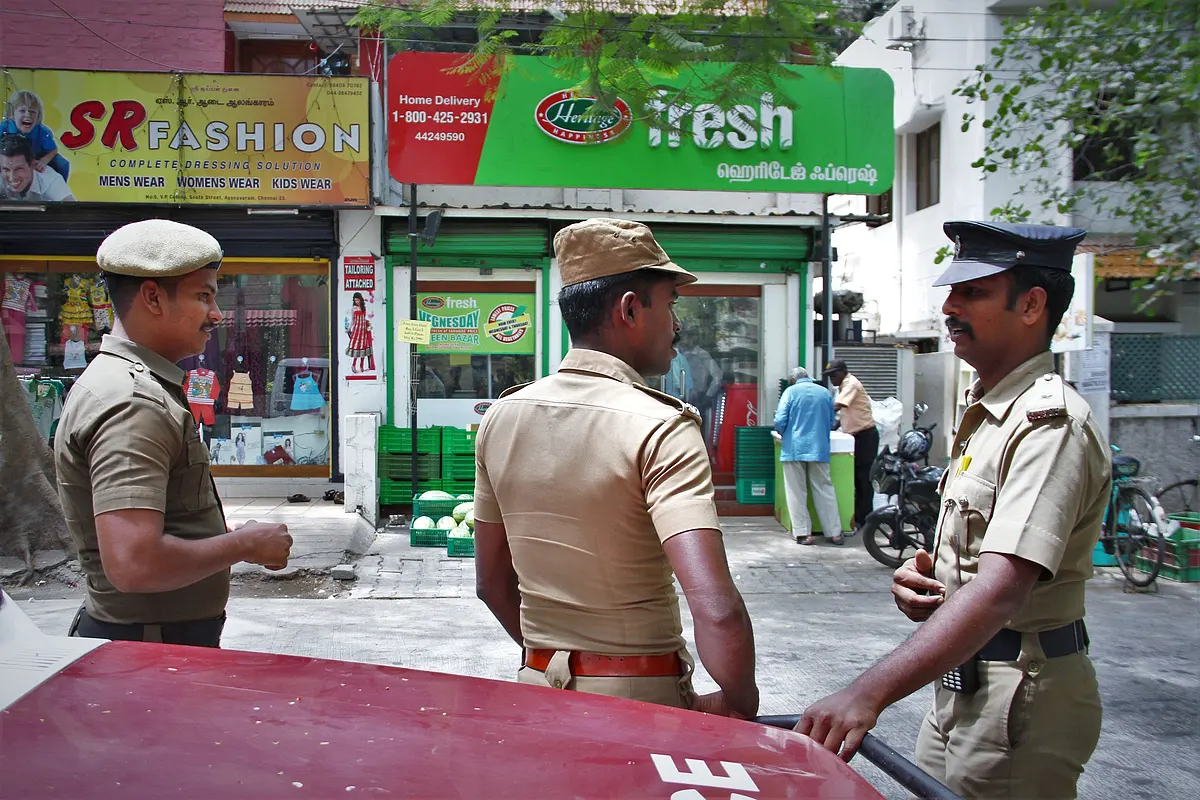 Tamil Nadu Launches Online Police Verification Process To Be Completed Within 15 Days Tamil Nadu Launches Online Police Verification Process To Be Completed Within 15 Days