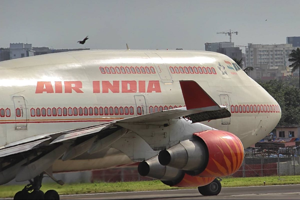 Air India Stops NonStop MumbaiNew York Flight Due To Low Demand While Flights To US From Delhi