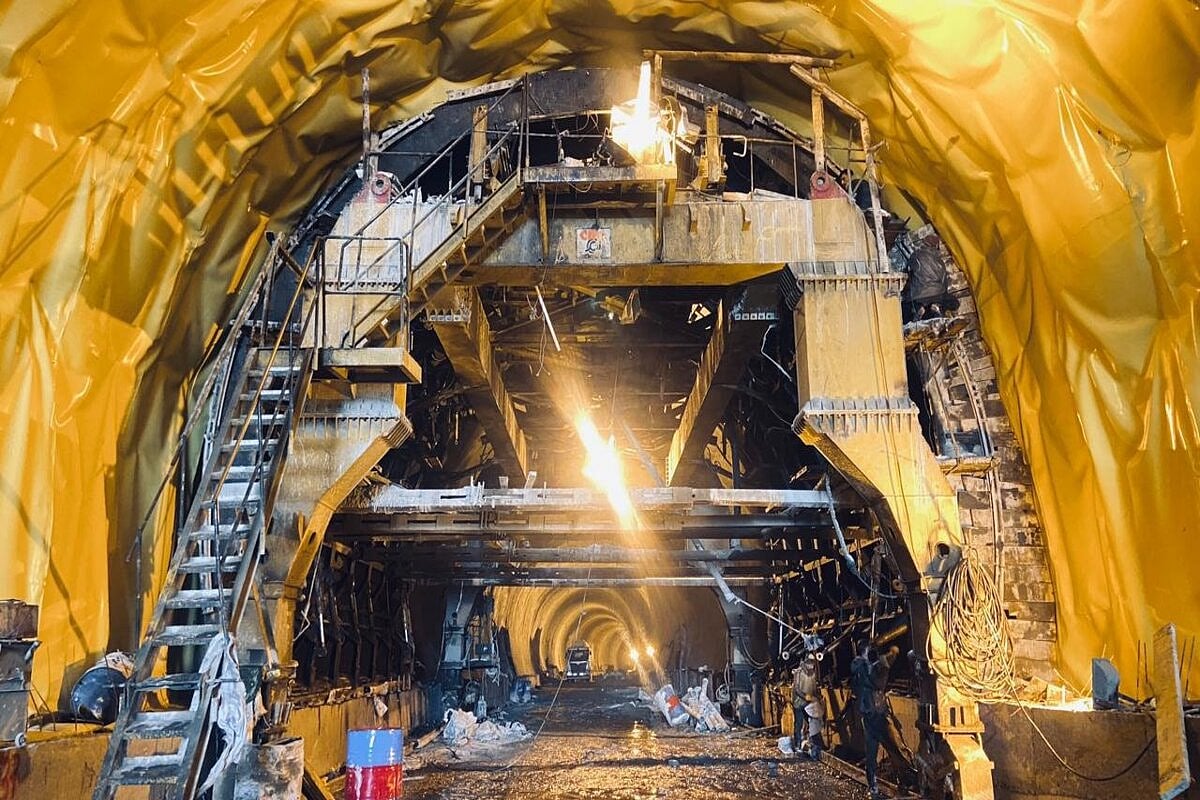 JammuSrinagar Highway Strategic T5 Tunnel Nears Completion, To Ease