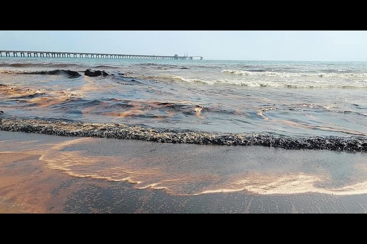 Tamil Nadu Oil Spill Occurs Off Nagapattinam Coast Due To Crack In